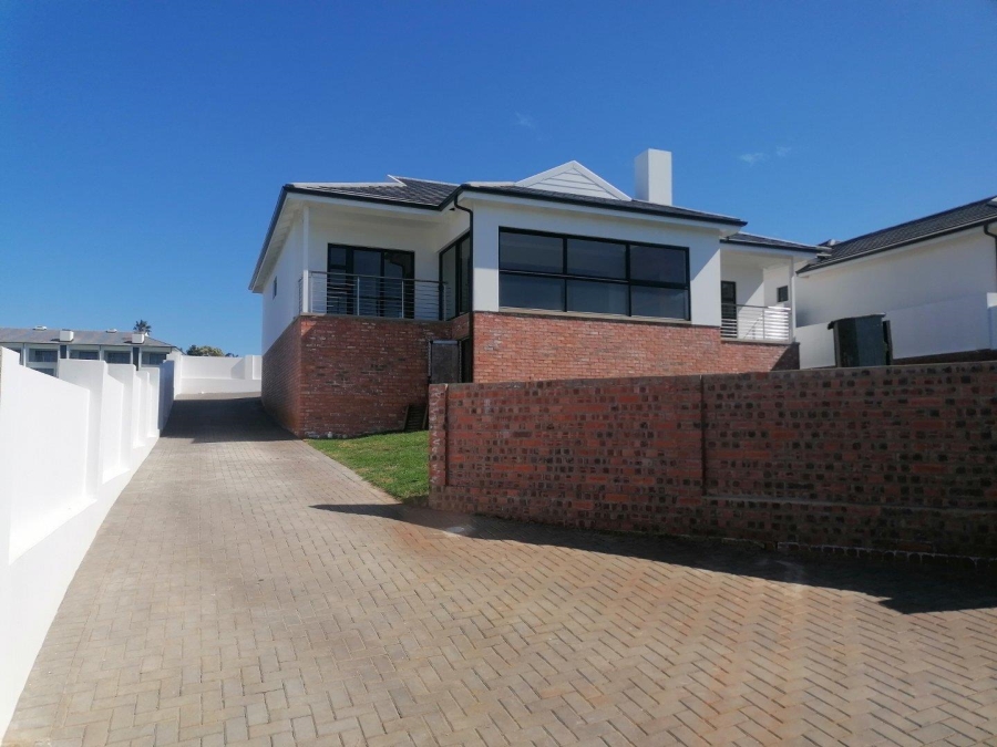 3 Bedroom Property for Sale in Jeffreys Bay Central Eastern Cape